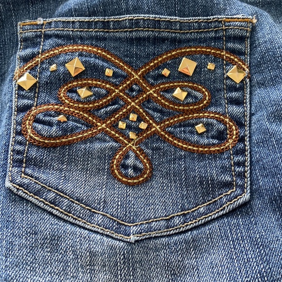 South Pole Denim Jeans. Size 15. Gold accents on back pockets. - Picture 4 of 8